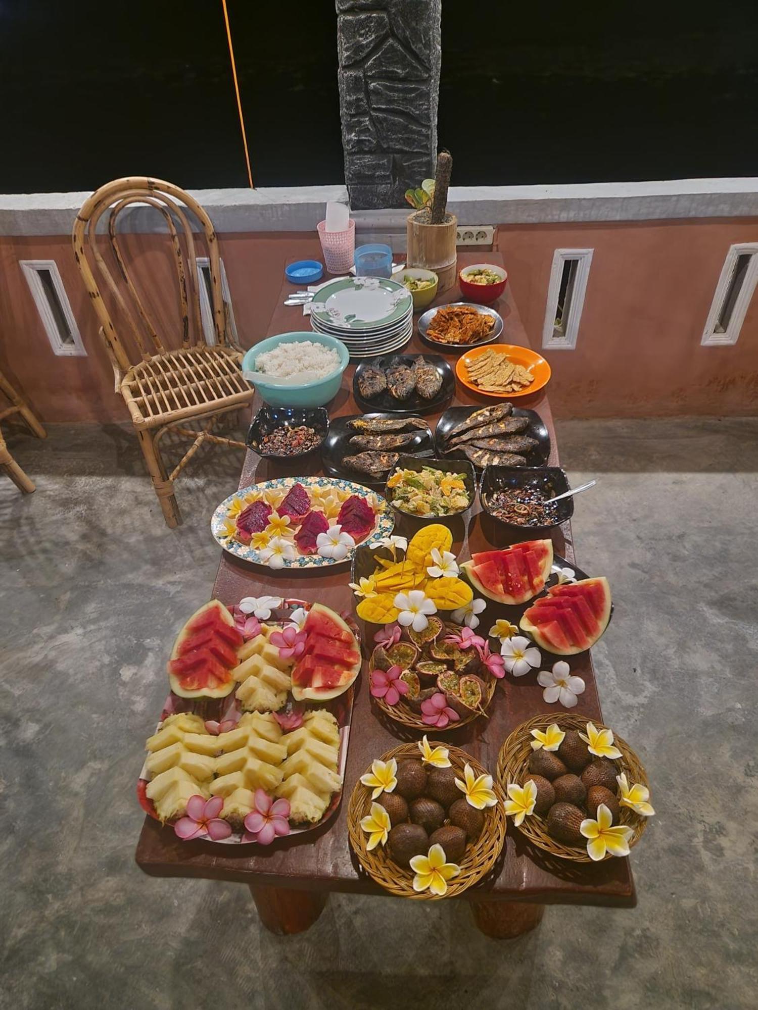 Asim Paris Guesthouse & Jungle Trekking Bukit Lawang Εξωτερικό φωτογραφία